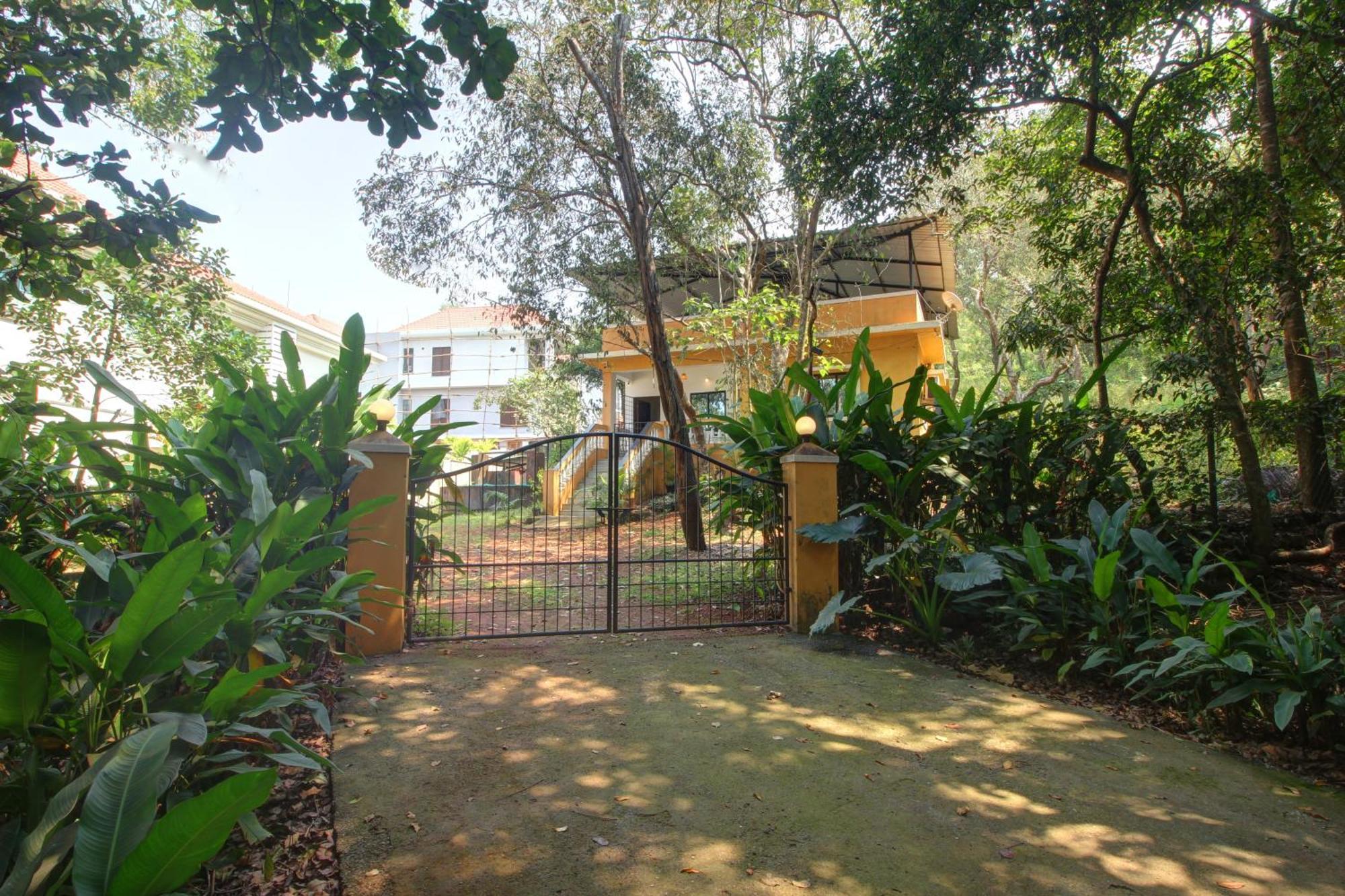 Genesis Abode - Cosy 2 Bhk Home In Assagao - 5 Km From Anjuna & Vagator Beaches Mapusa Exterior foto